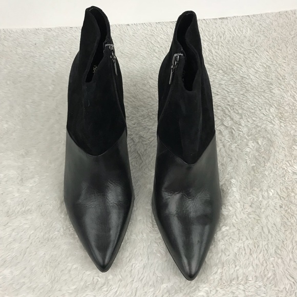 *HP* Trina Turk Marmont Booties - Picture 5 of 8